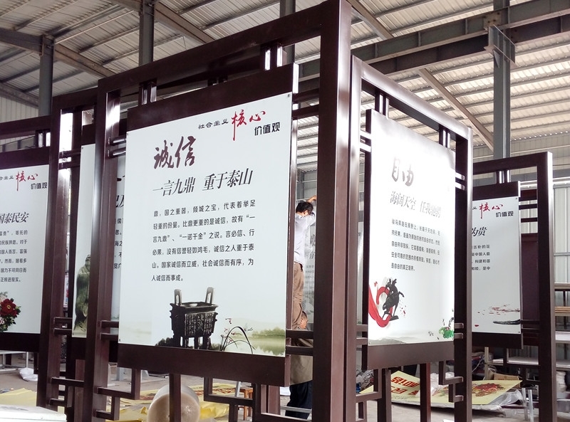 郑州标识标牌厂家教你户外标识标牌的选材要点